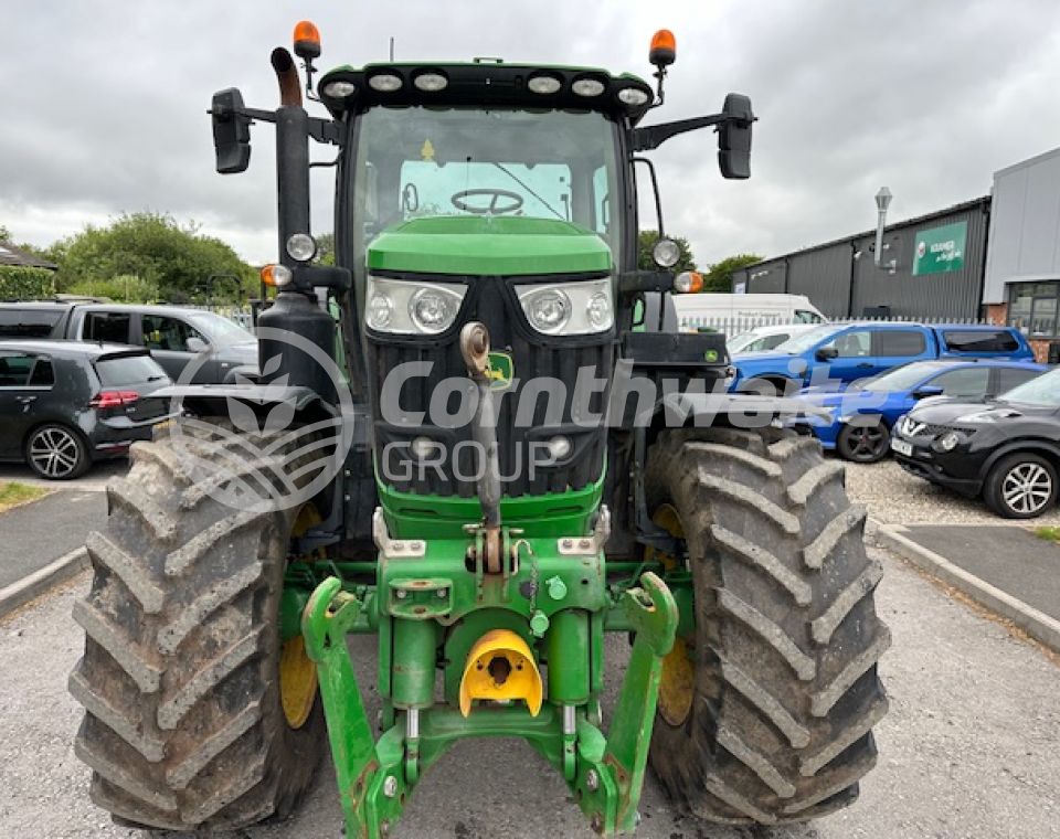 John Deere 6R 195