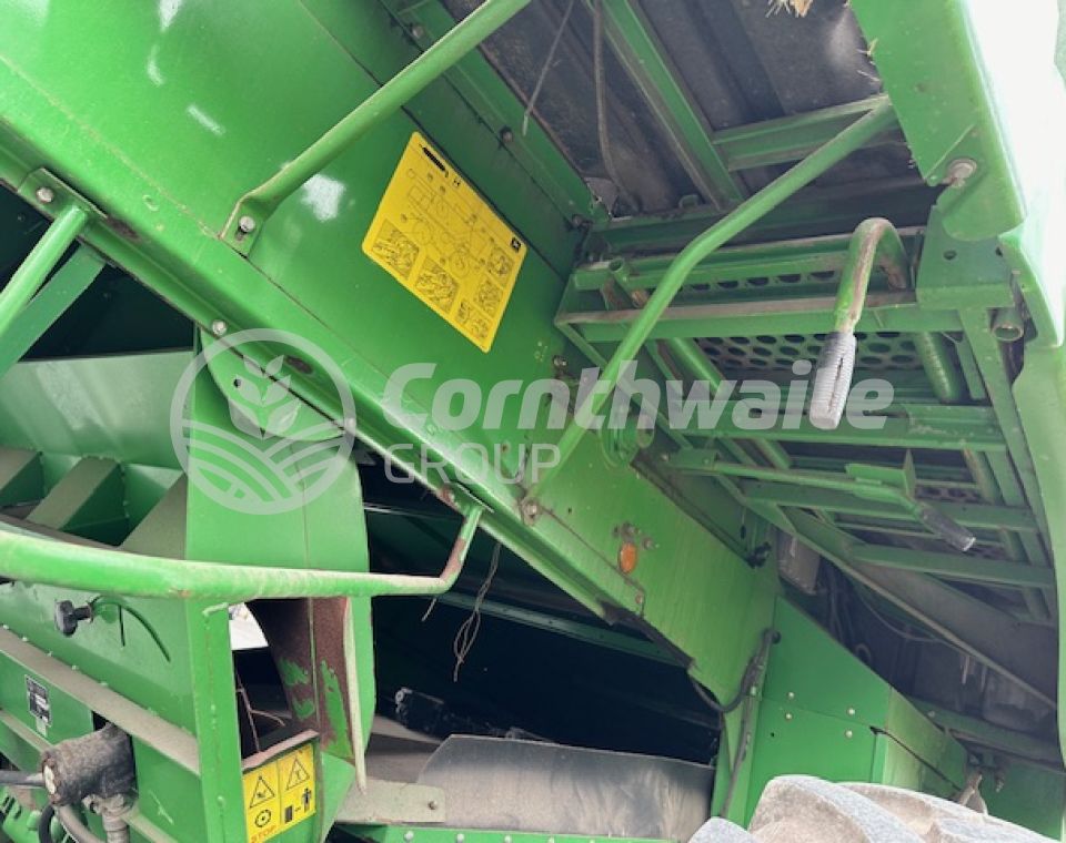 John Deere 9560 WTS Combine Harvester