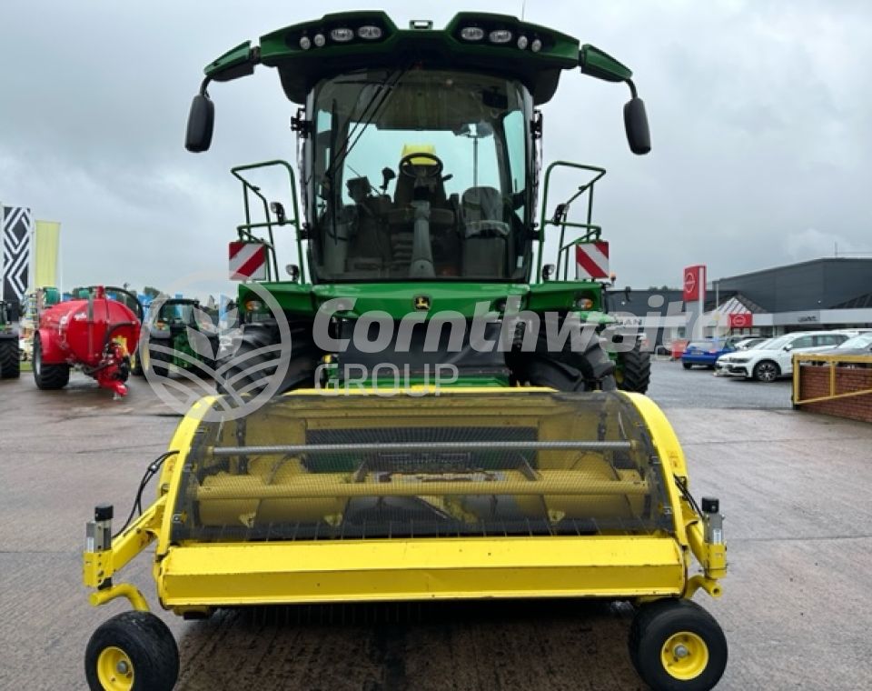 John Deere 8600i