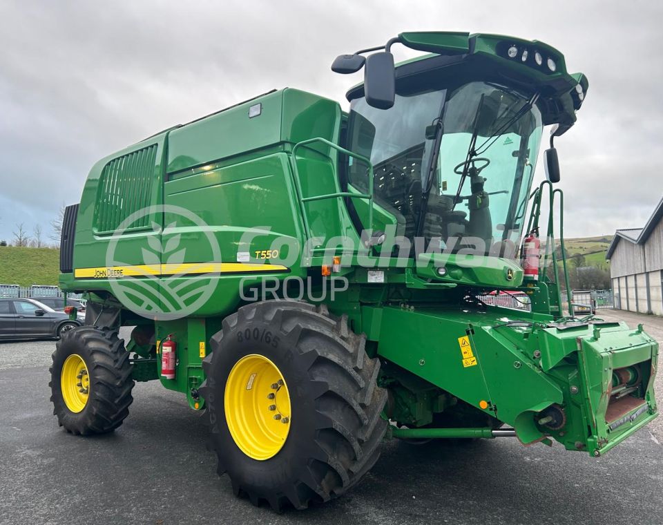 John Deere T550