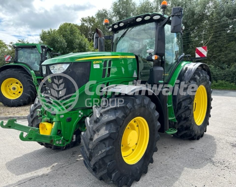 John Deere 6250R