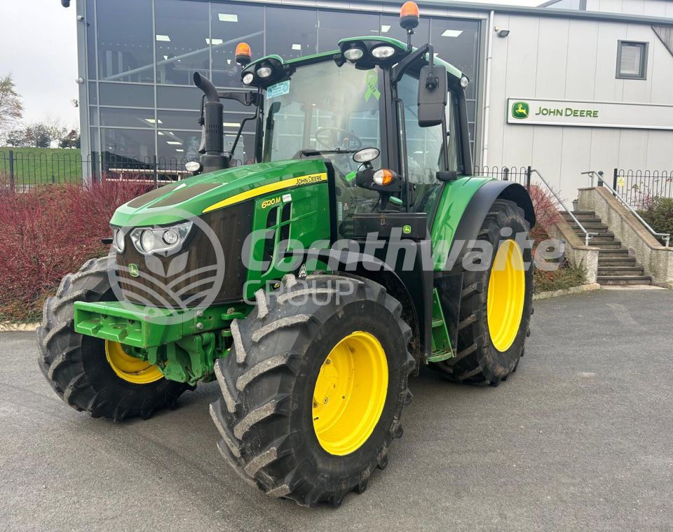 John Deere 6120M