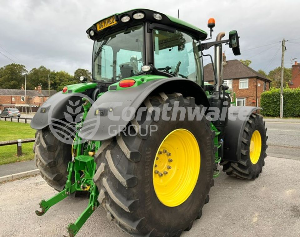 John Deere 6175R