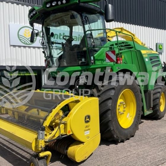 John Deere 8500