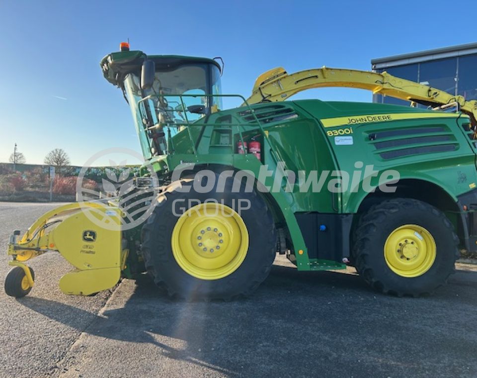 John Deere 8300i Forager