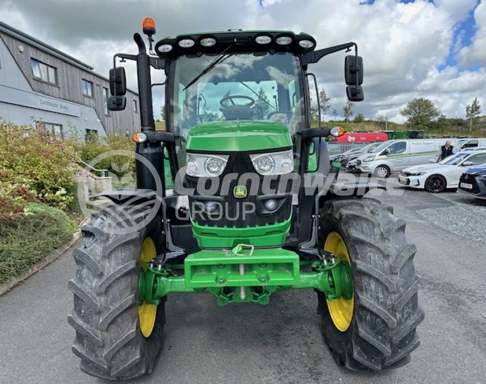 John Deere 6130R