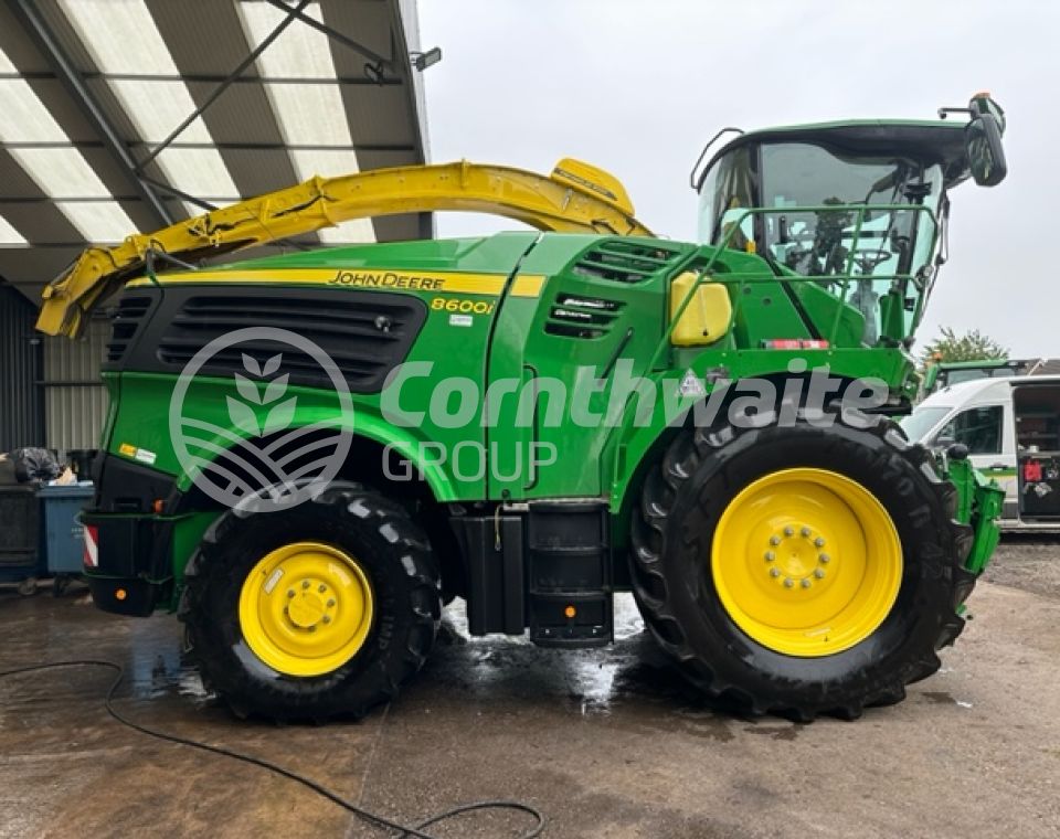 John Deere 8600i