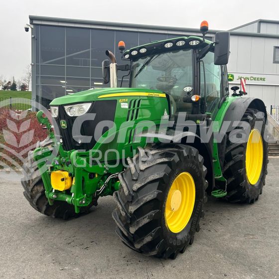 John Deere 6215R