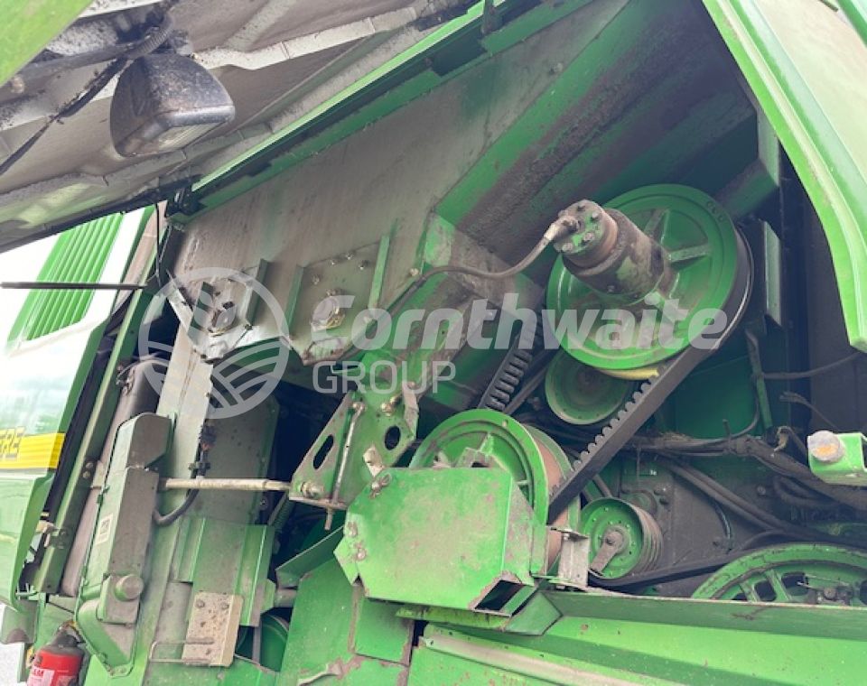 John Deere 9560 WTS Combine Harvester