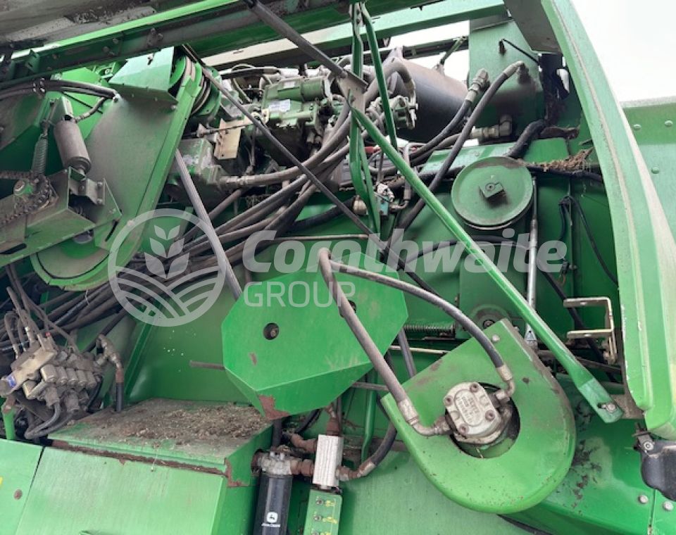 John Deere 9560 WTS Combine Harvester