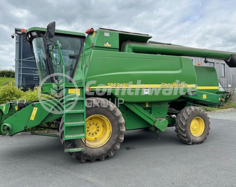 John Deere 9560 WTS Combine Harvester