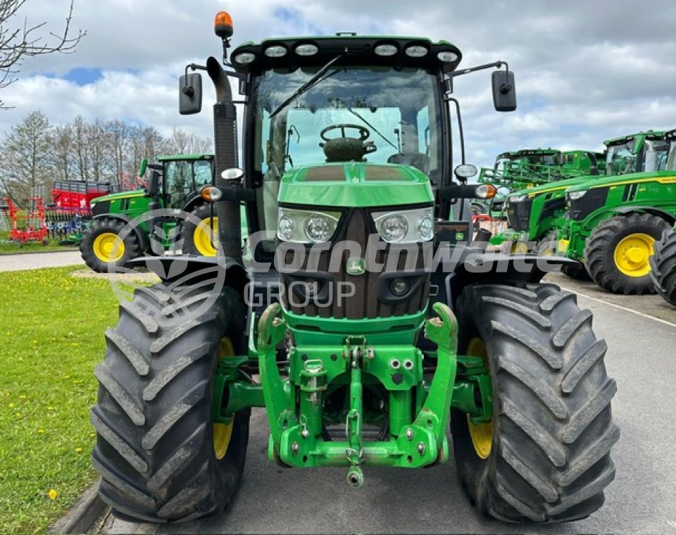 John Deere 6125R