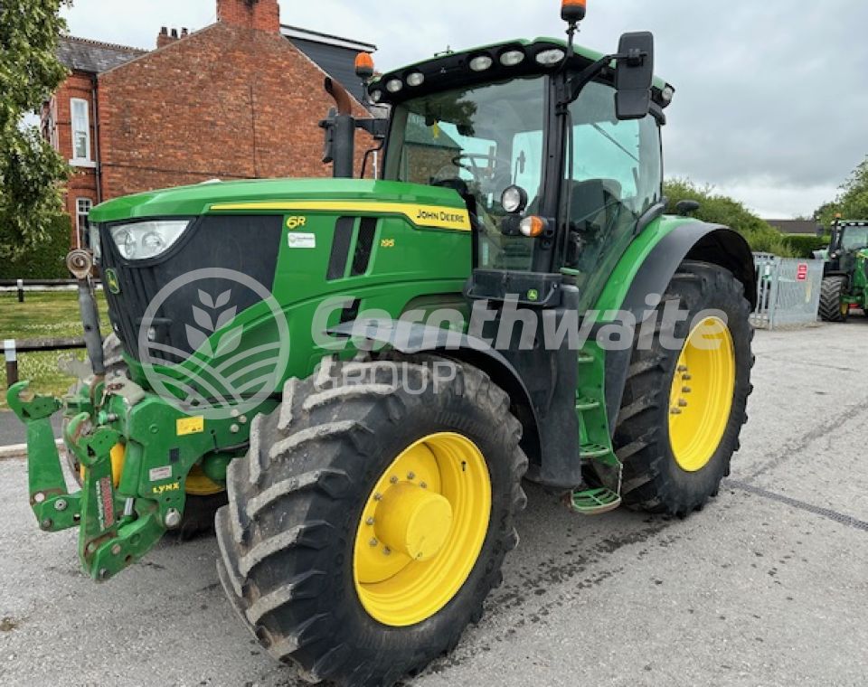 John Deere 6R 195