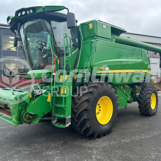 John Deere T550