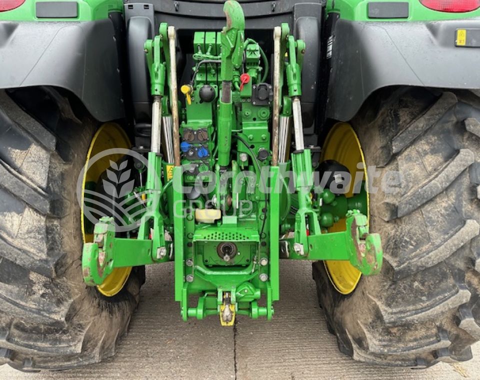 John Deere 6130R