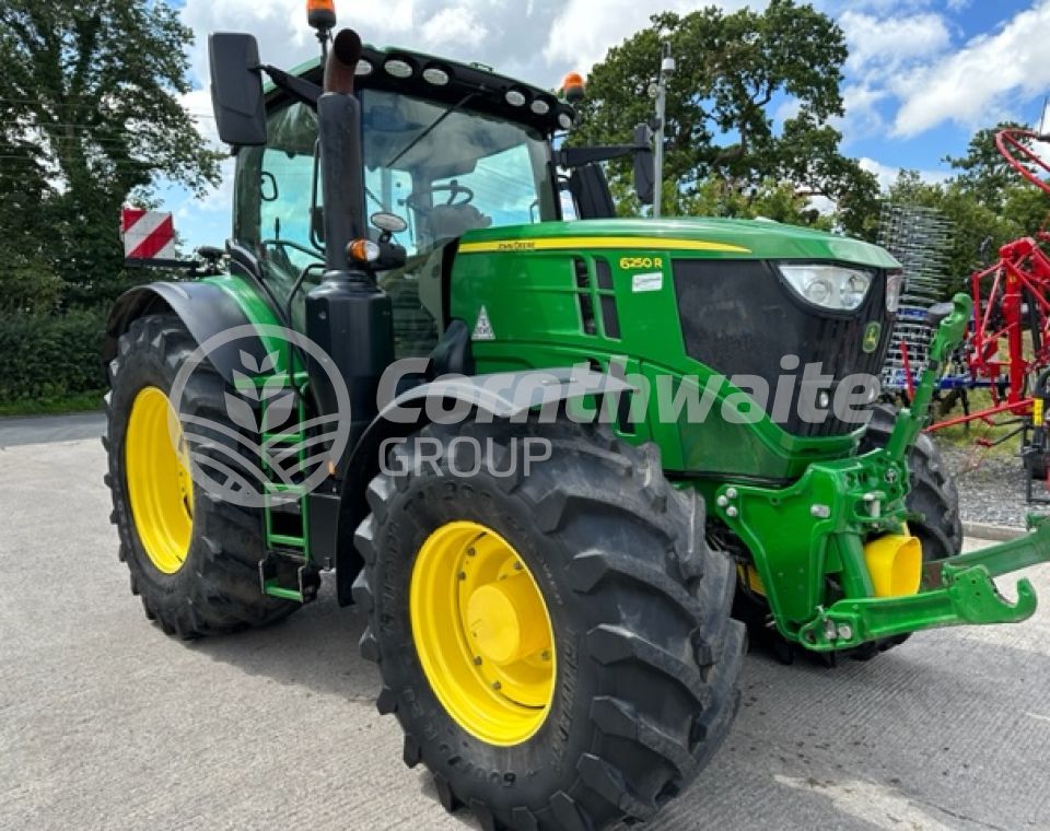 John Deere 6250R