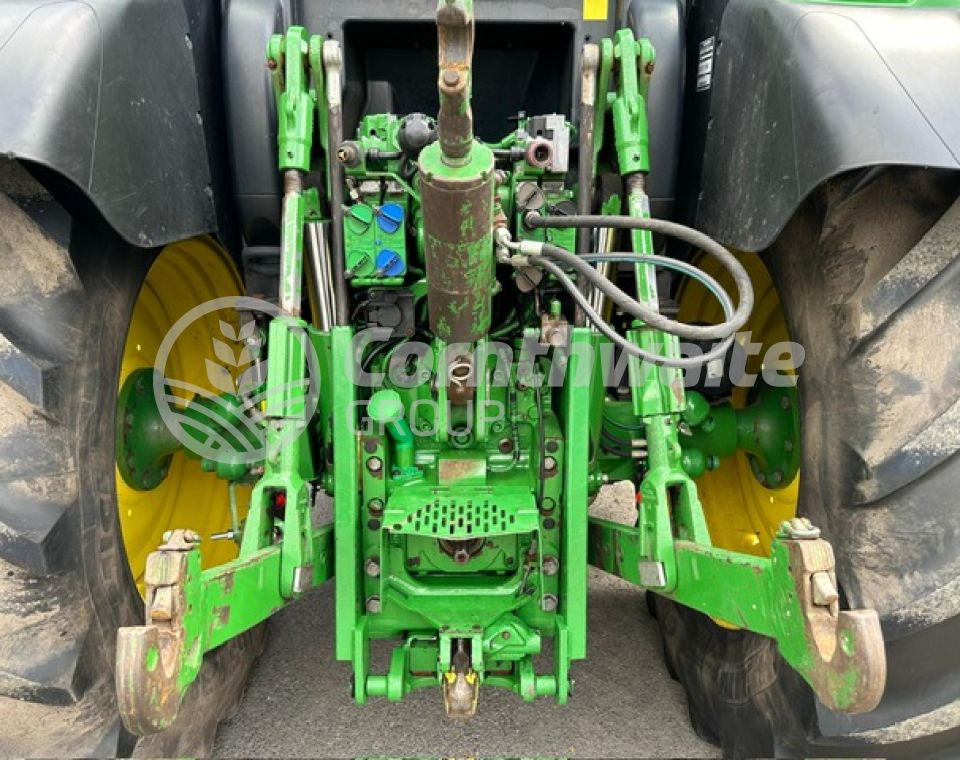 John Deere 6125R