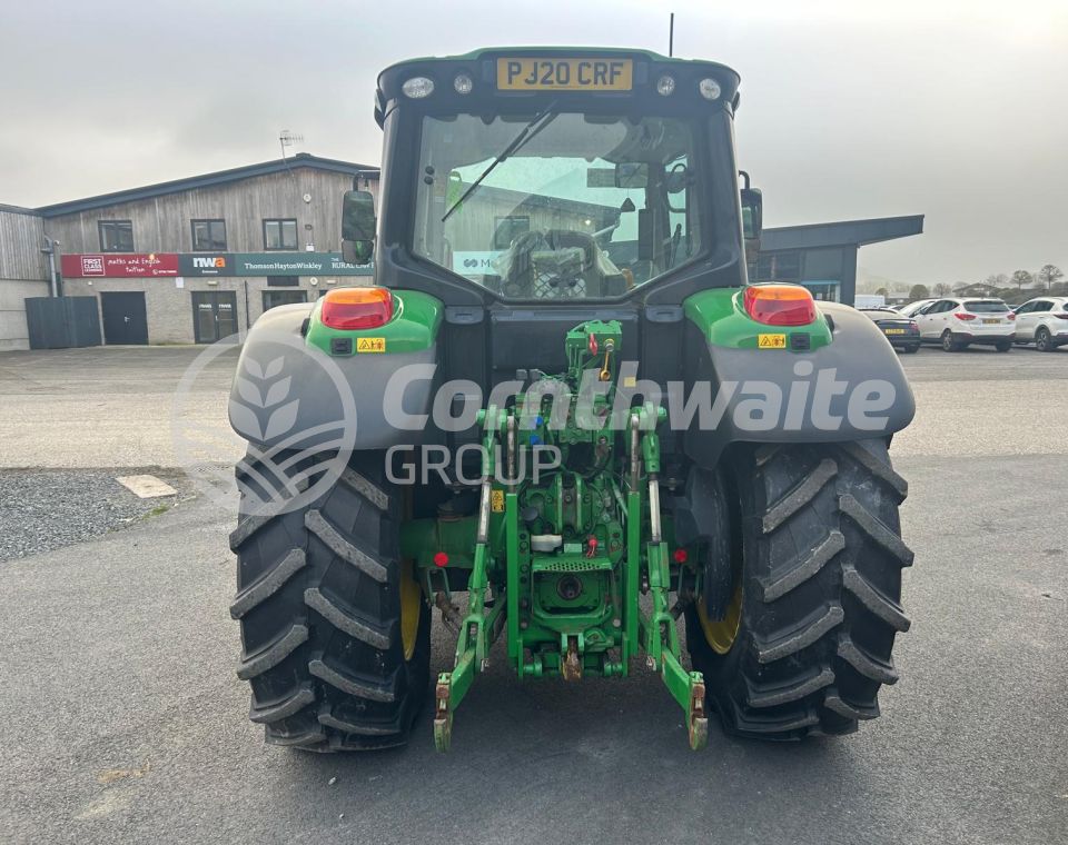 John Deere 6120M