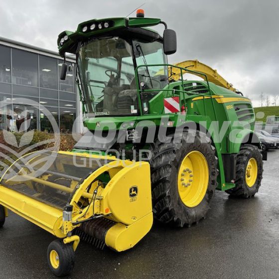 John Deere 8100