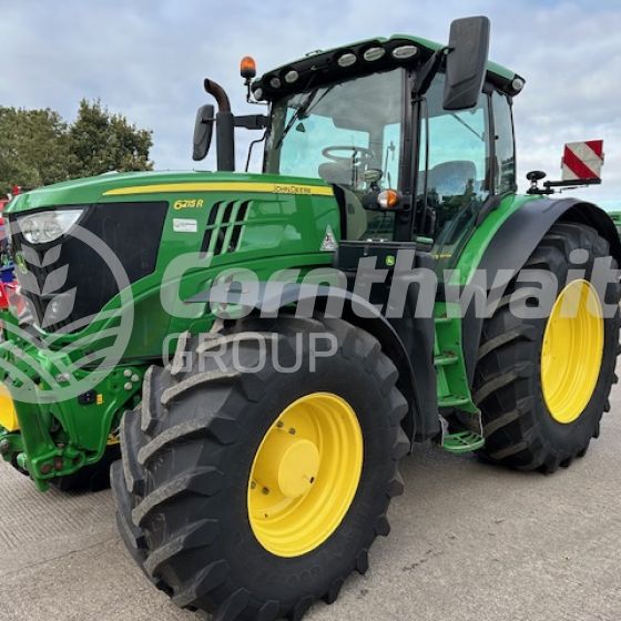 John Deere 6215R