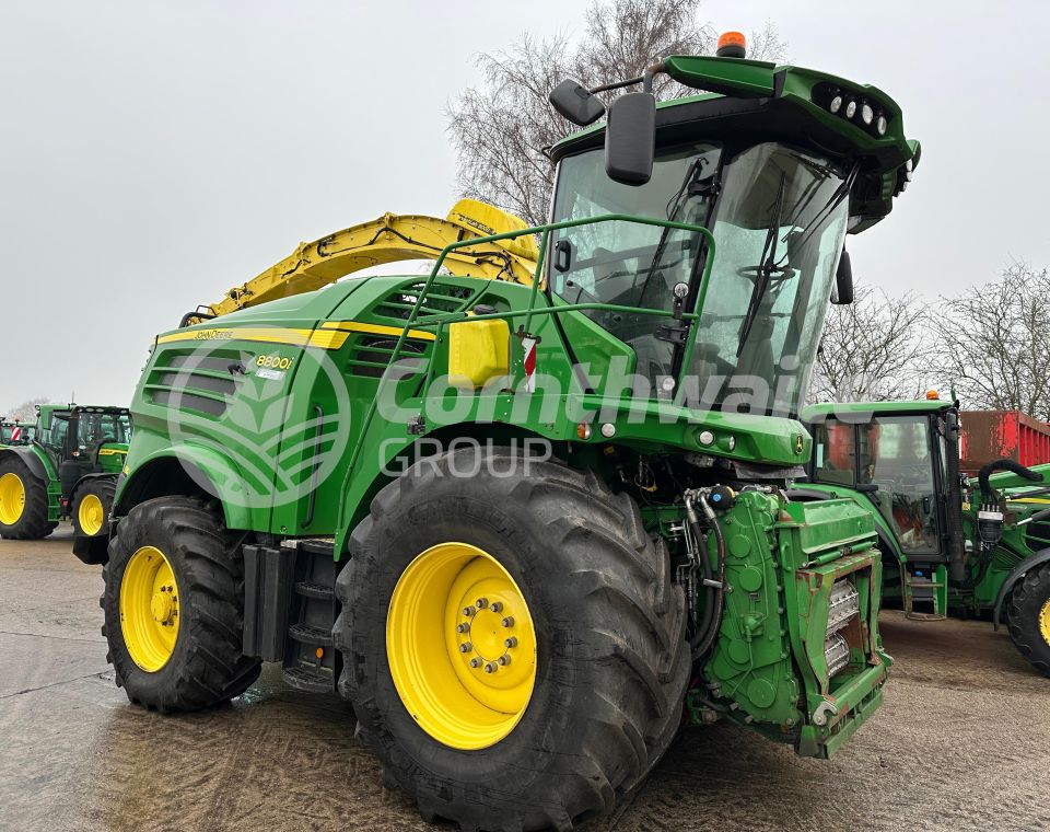 John Deere 8800