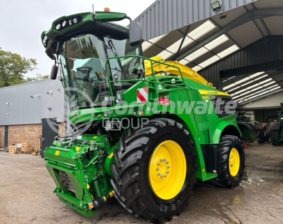 John Deere 8600i