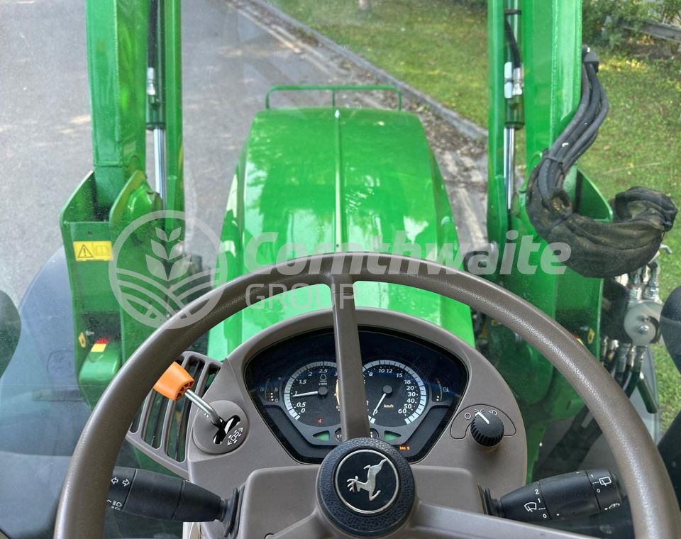 John Deere 6130R