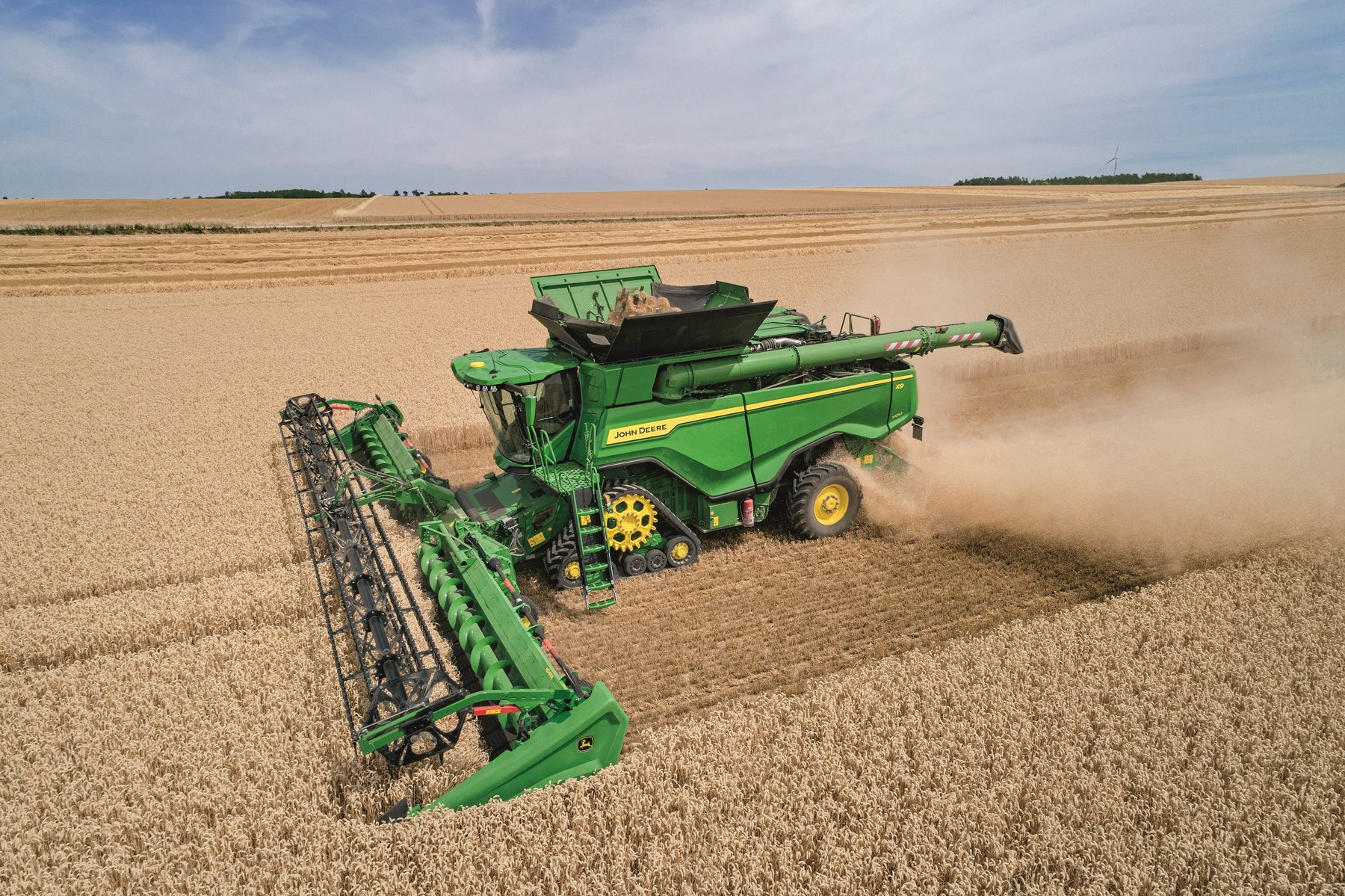 CORNTHWAITE GROUP | JOHN DEERE X9 COMBINE | Cornthwaite Group